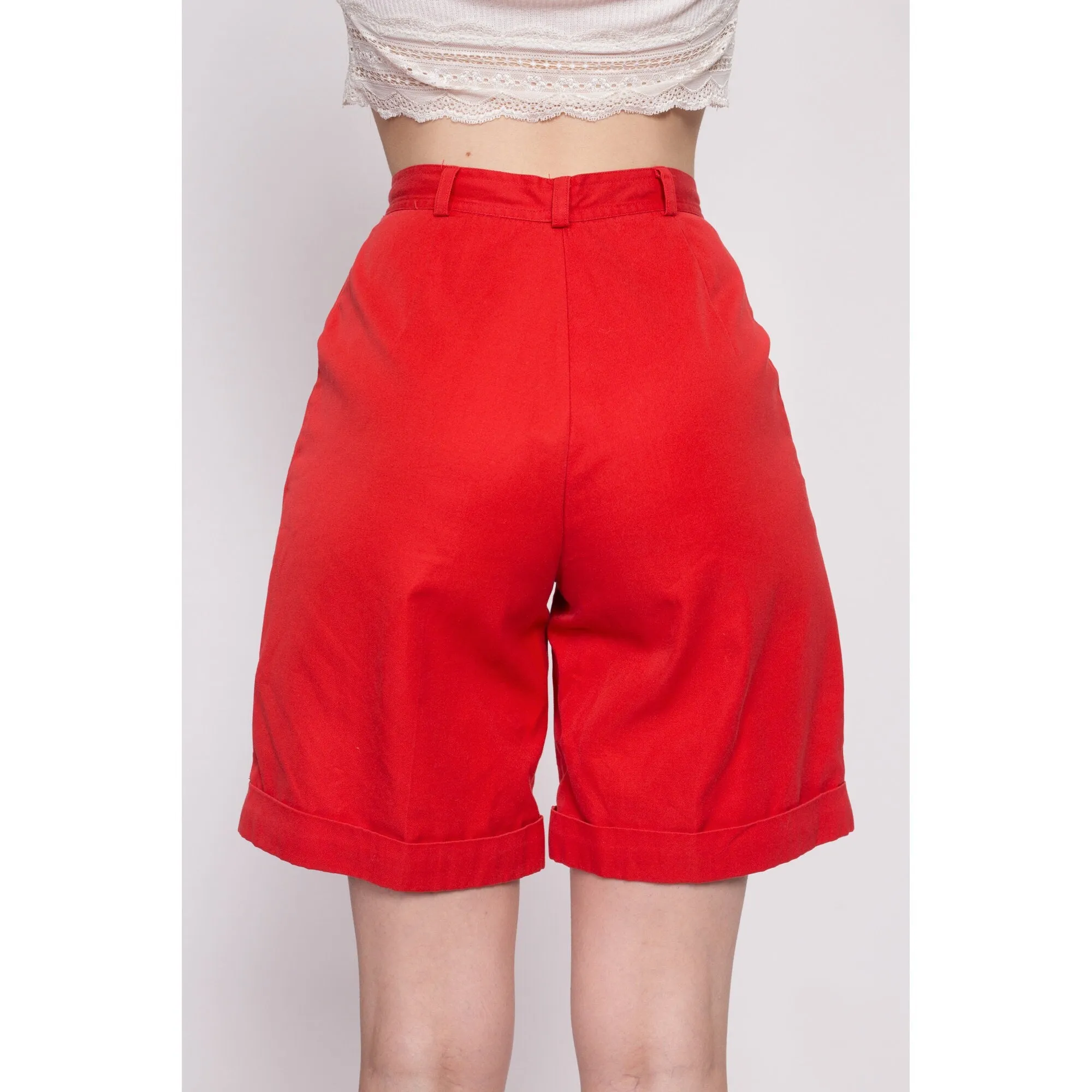 80s Red High Waisted Cuffed Shorts - Extra Small, 24"