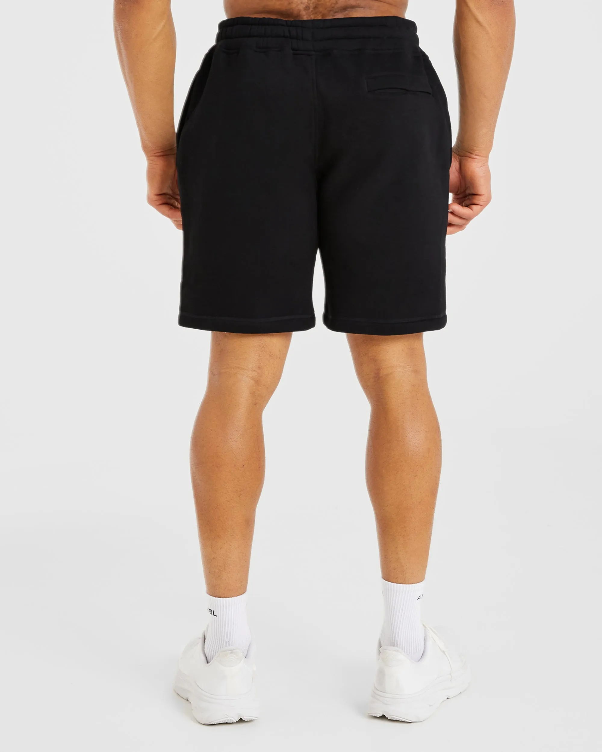 Essential 7" Shorts - Black