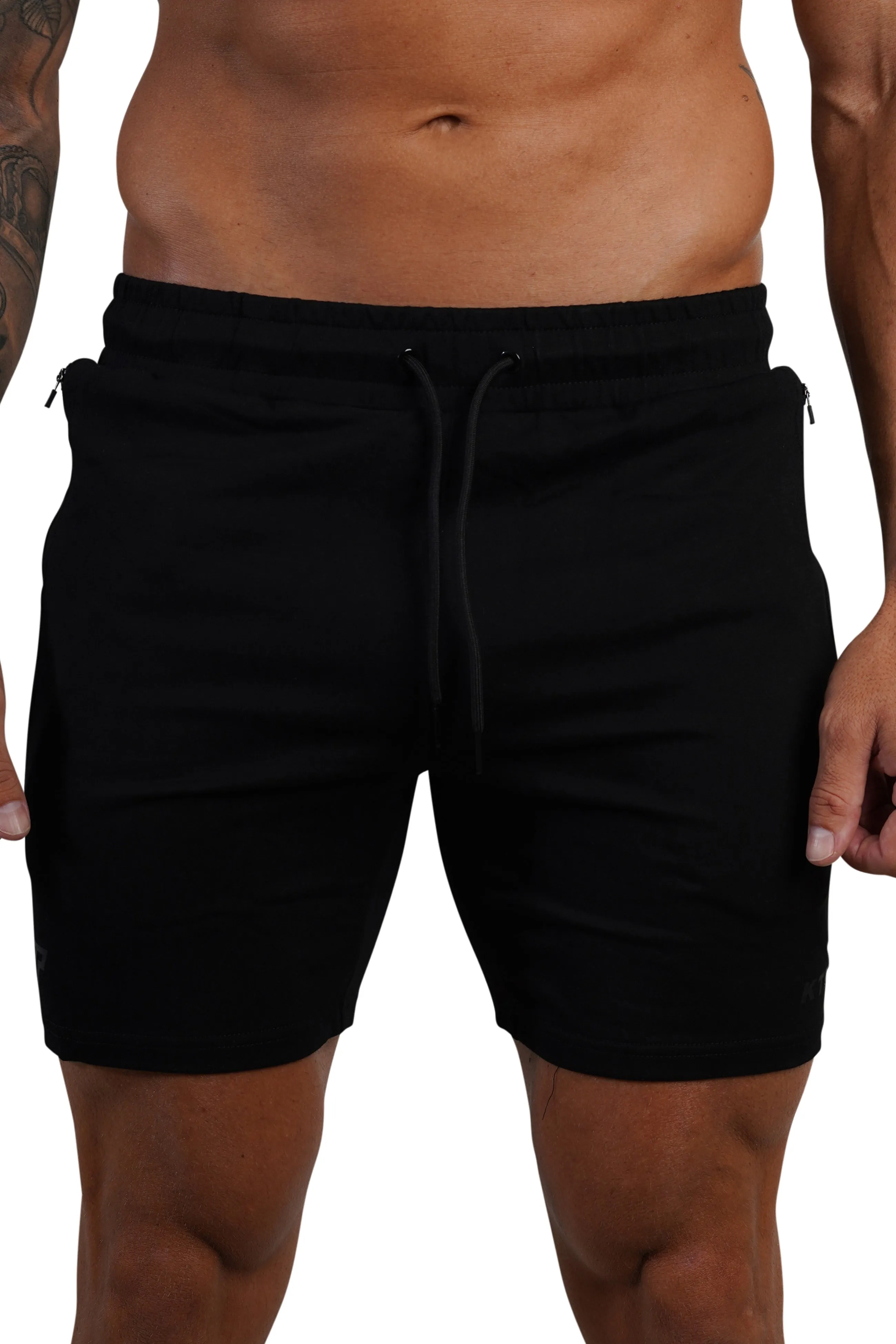 ESSENTIAL SHORTS 2.0 - BLACK (Black Logo)