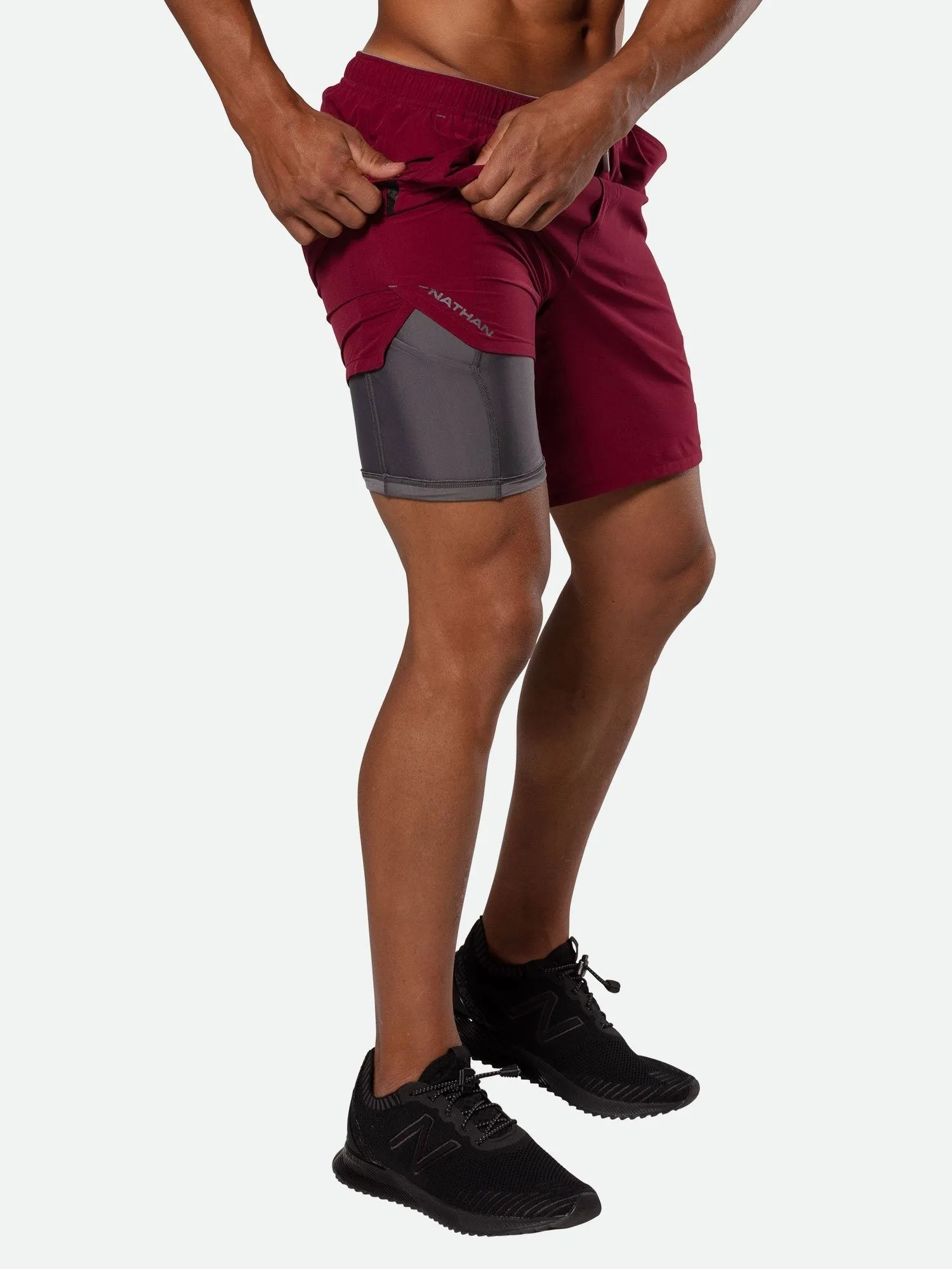 Men's Essential 9" Shorts