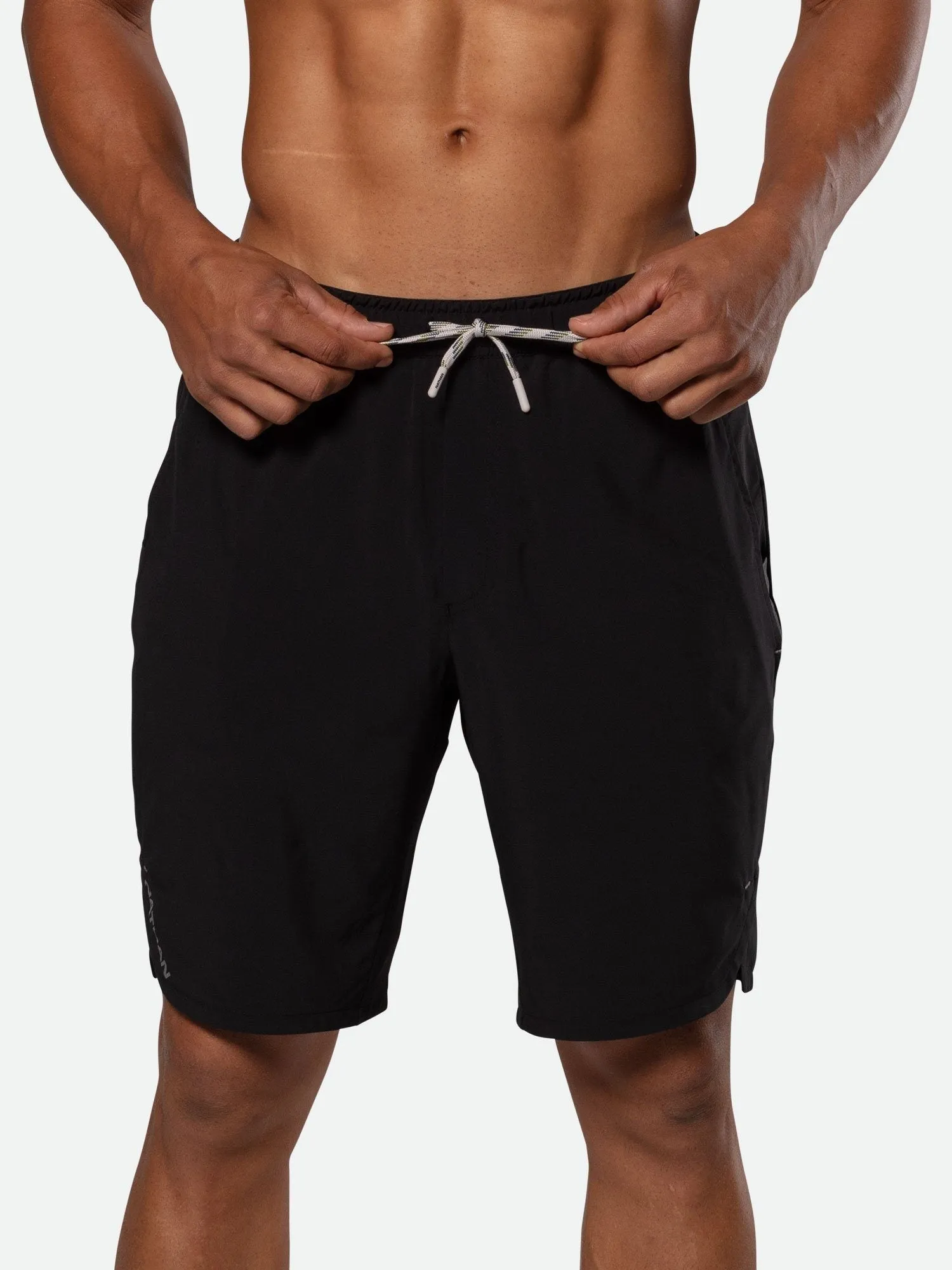 Men's Essential 9" Shorts