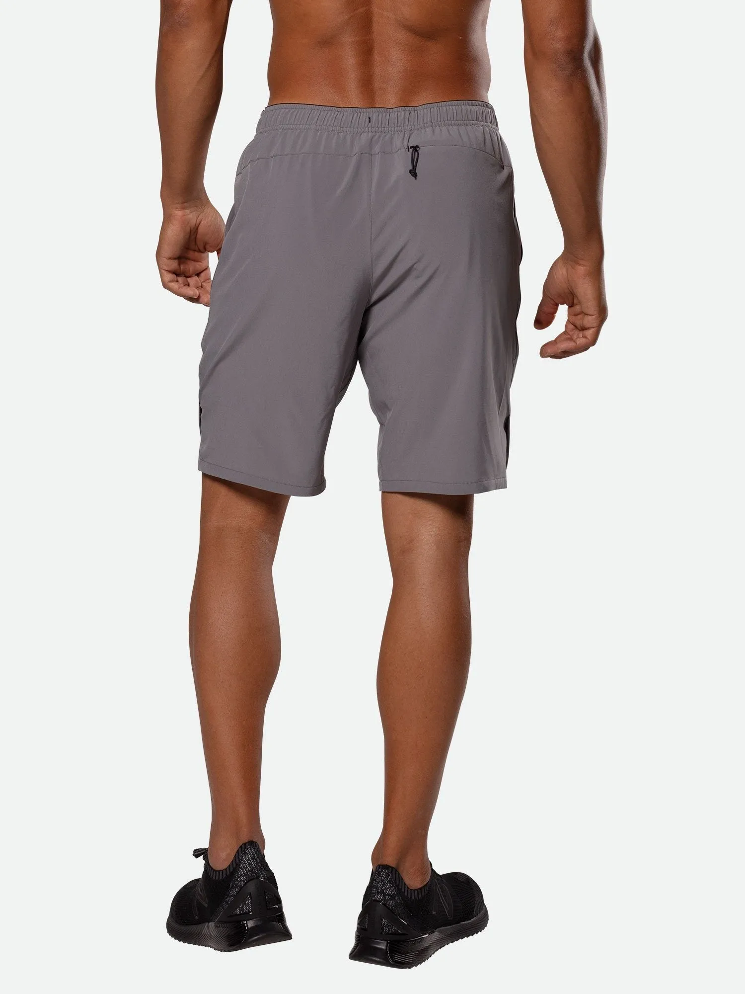 Men's Essential 9" Shorts