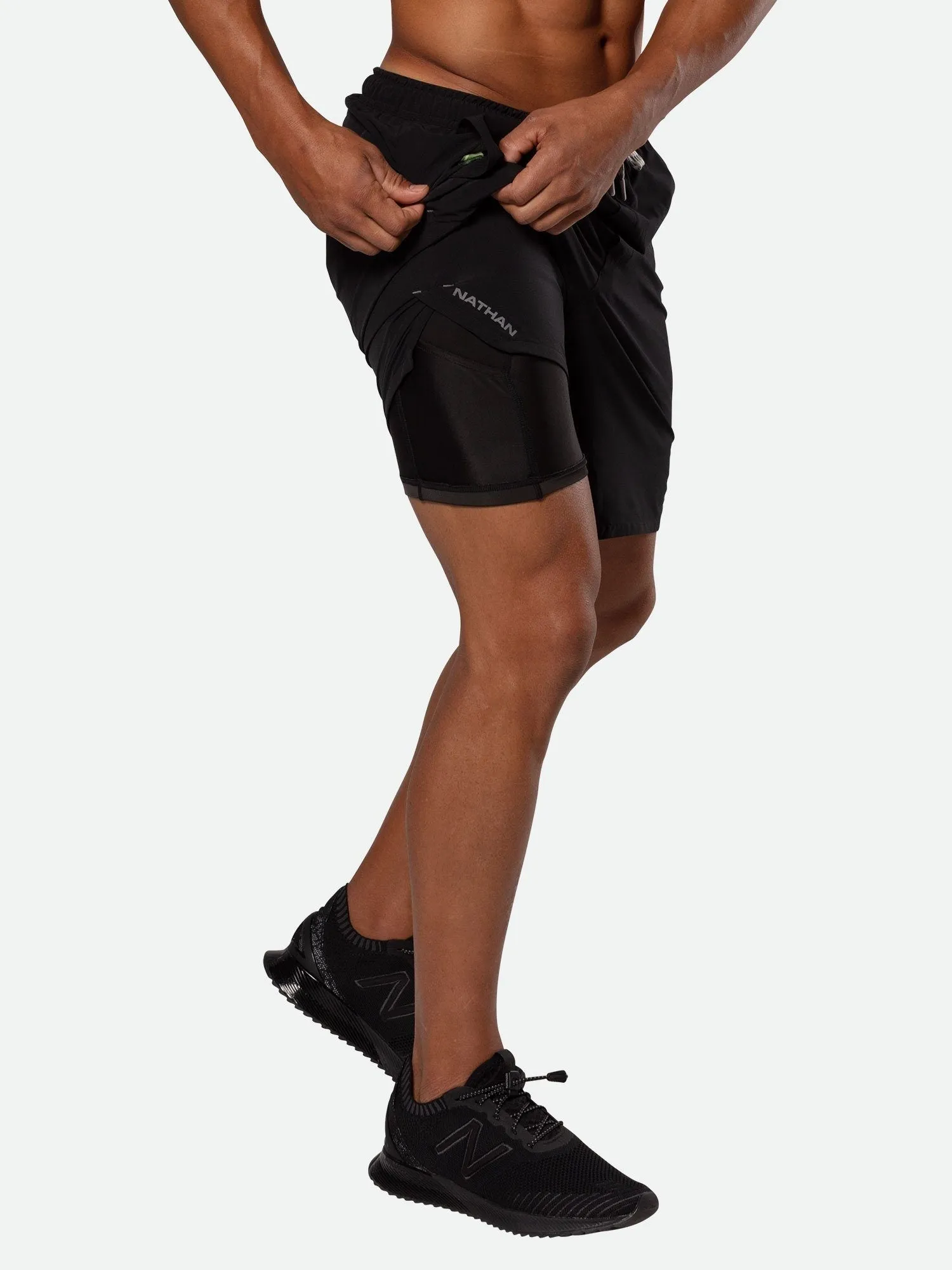 Men's Essential 9" Shorts