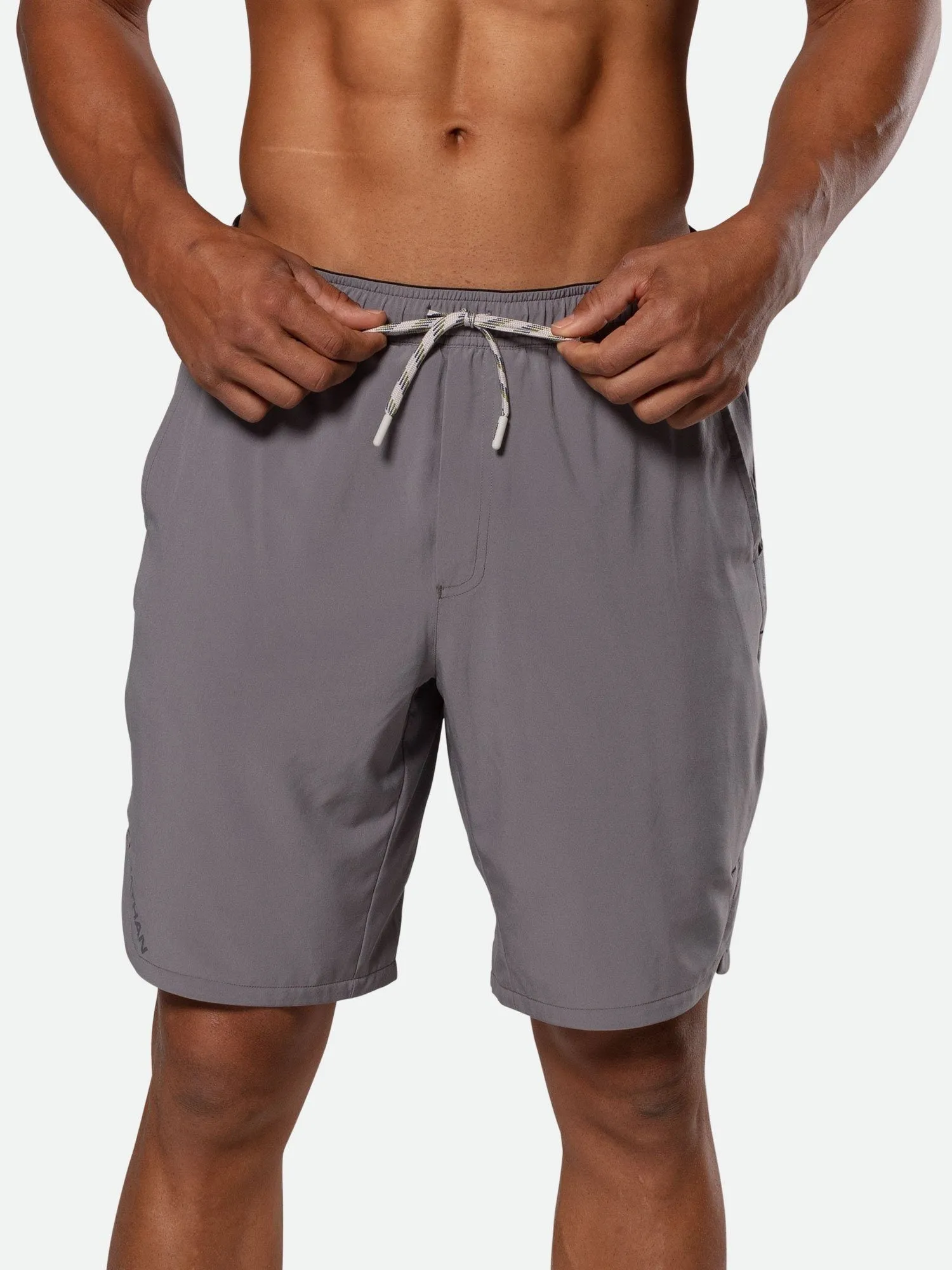 Men's Essential 9" Shorts