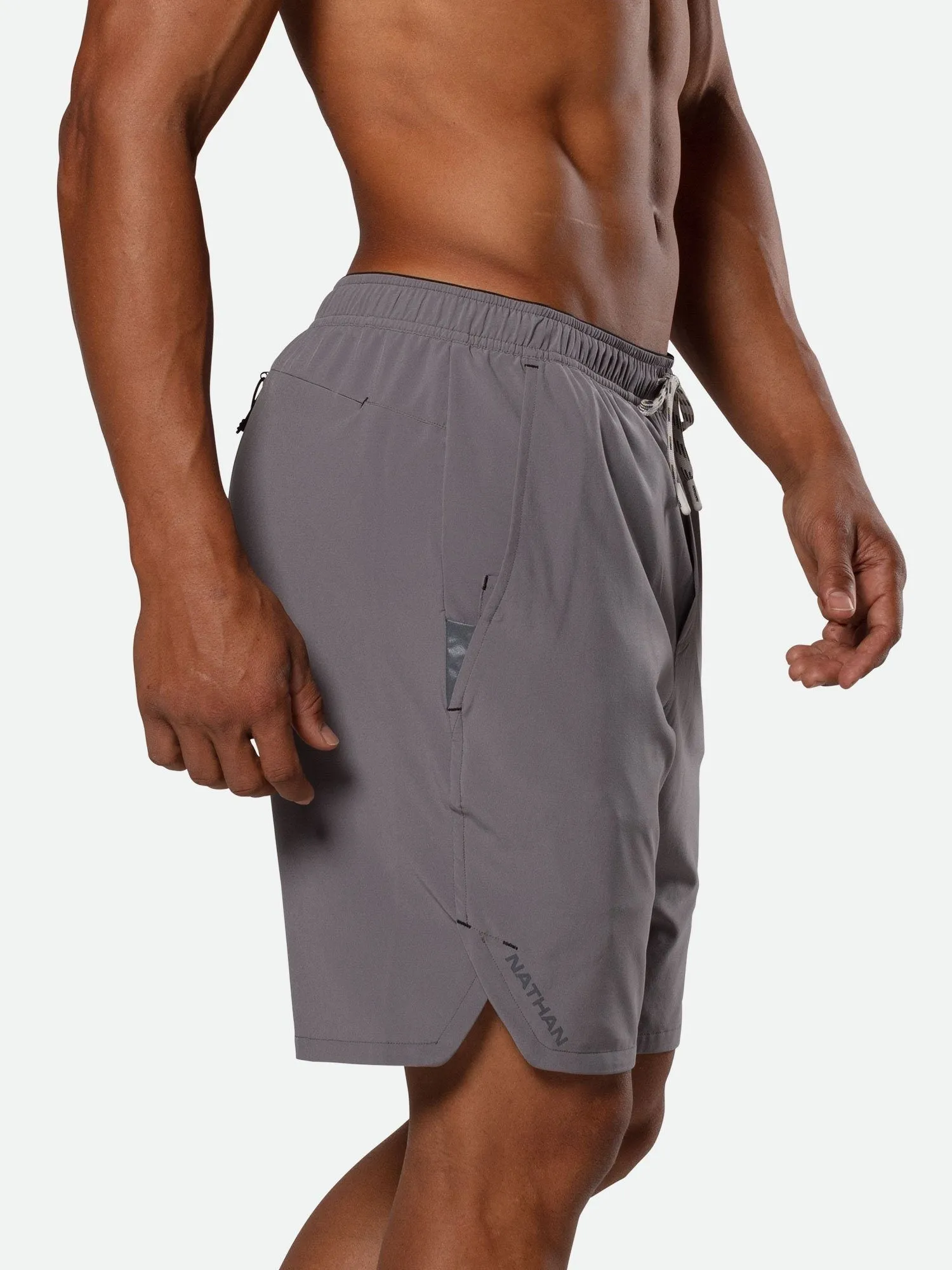 Men's Essential 9" Shorts